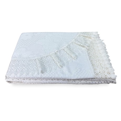 Tagesdecke aus Makramee-Spitze