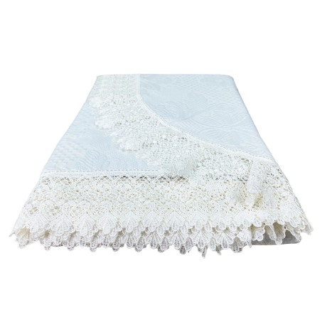 Tagesdecke aus Makramee-Spitze