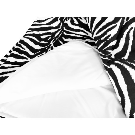 copriletto per le mezze stagioni stampato in bianco e nero con disegno zebrato