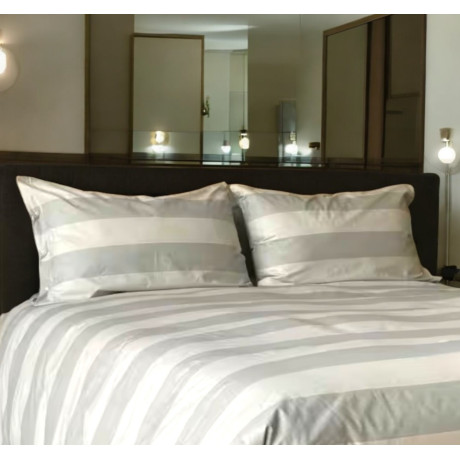 Elégante housse de couette crème gris tourterelle - Disponible en version simple et double