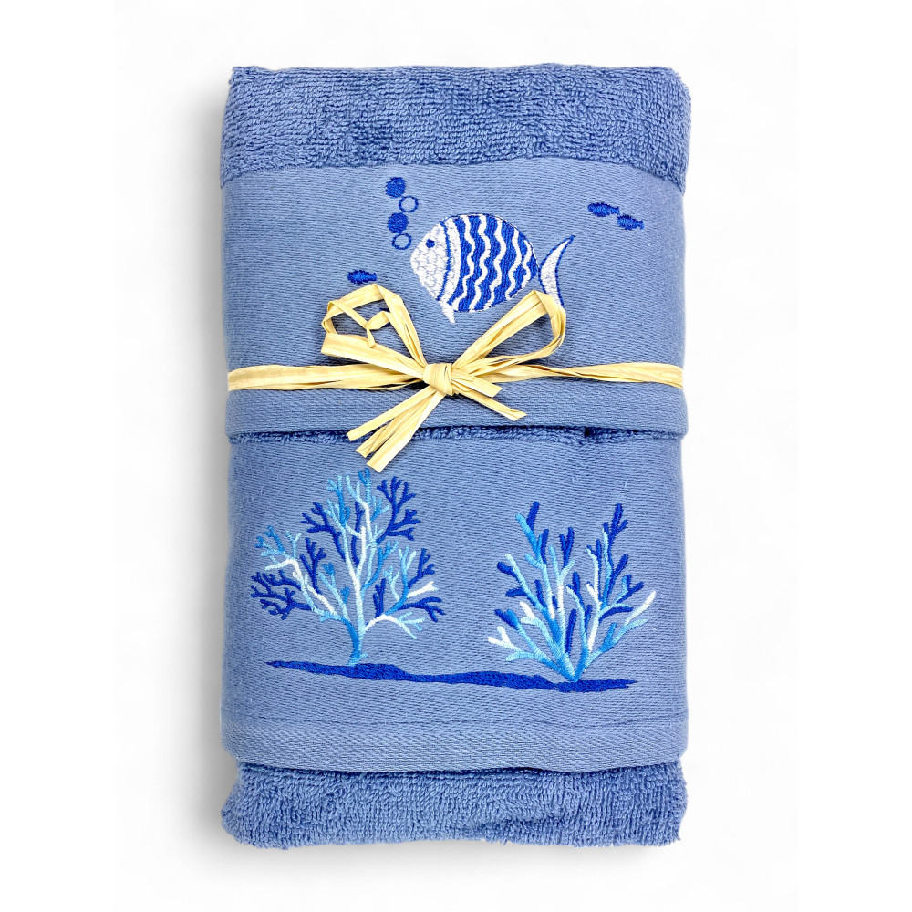 Blue towel set with embroidered fish and corals - 100% cotton terry cloth Blue towel set with embroidered fish and corals - 100% cotton terry cloth